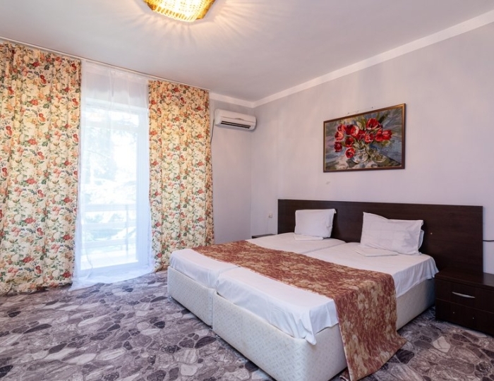 3-мест. станд. с балк. (с кондиц.) - Пансионат «Лагуна» Гечрипш